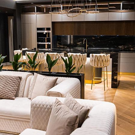 Deluxe Aparthotel Marwell Residence Σουκεάβα Εξωτερικό φωτογραφία