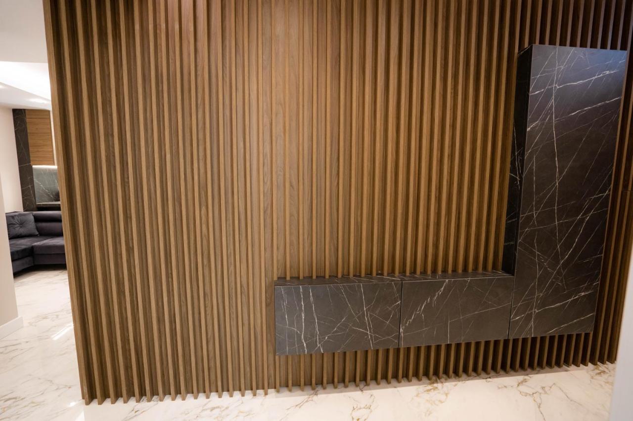 Deluxe Aparthotel Marwell Residence Σουκεάβα Εξωτερικό φωτογραφία