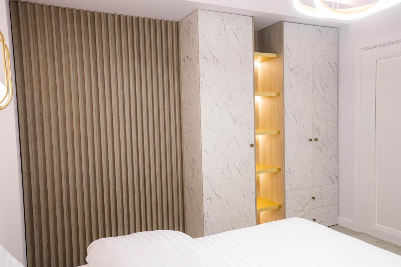 Deluxe Aparthotel Marwell Residence Σουκεάβα Εξωτερικό φωτογραφία