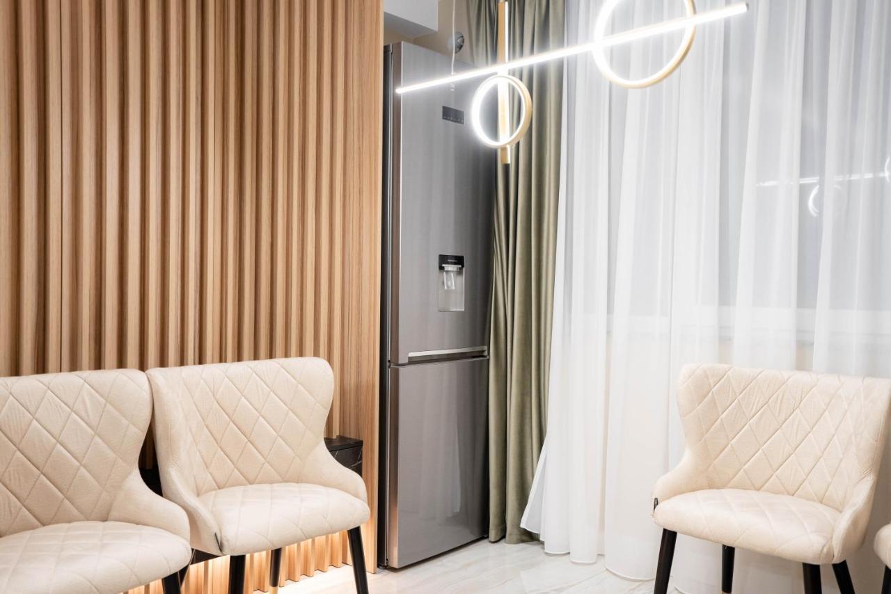 Deluxe Aparthotel Marwell Residence Σουκεάβα Εξωτερικό φωτογραφία