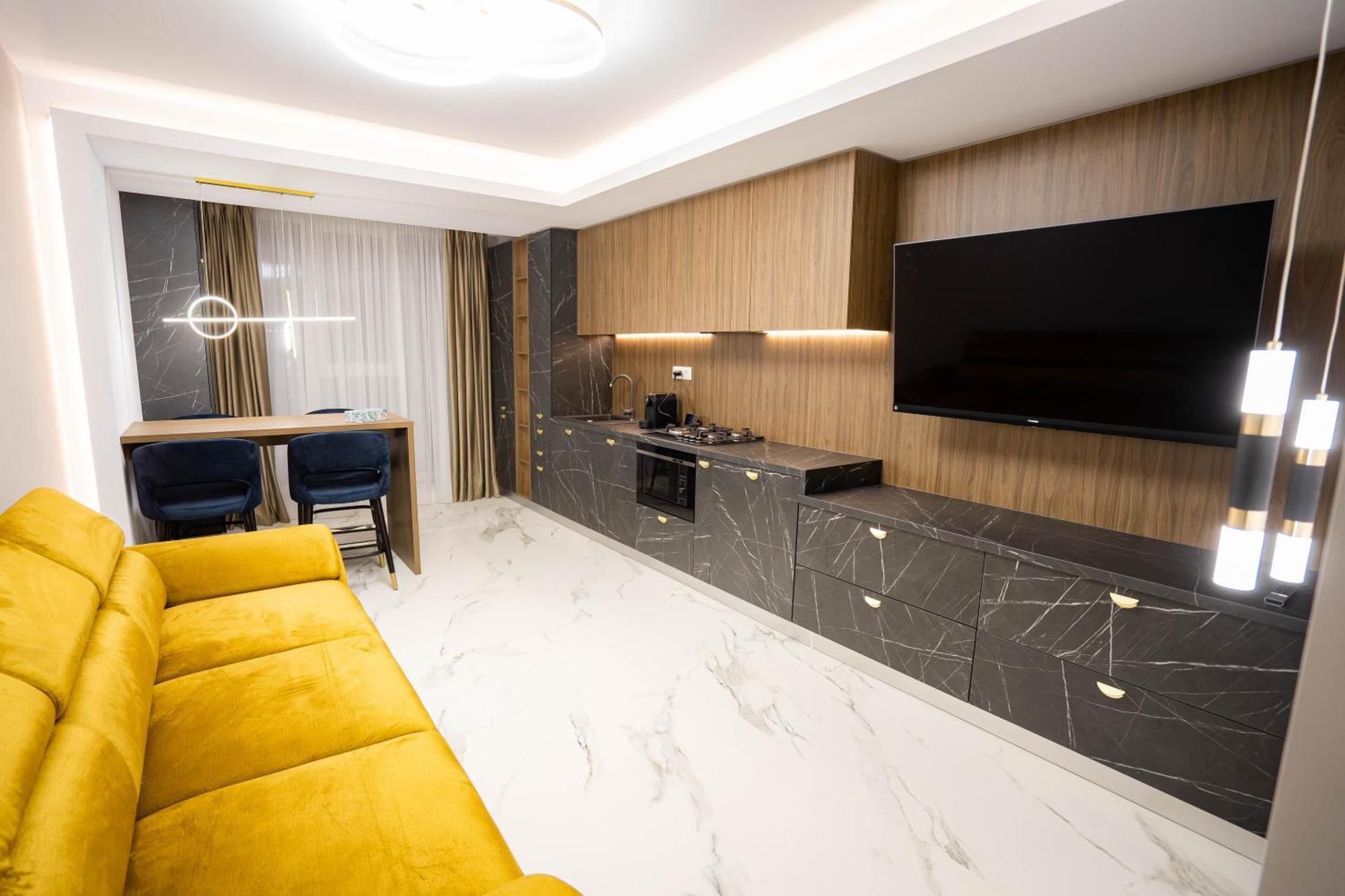 Deluxe Aparthotel Marwell Residence Σουκεάβα Εξωτερικό φωτογραφία